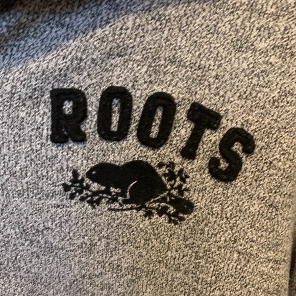 Roots Quarter Zip - Picture 2 of 4